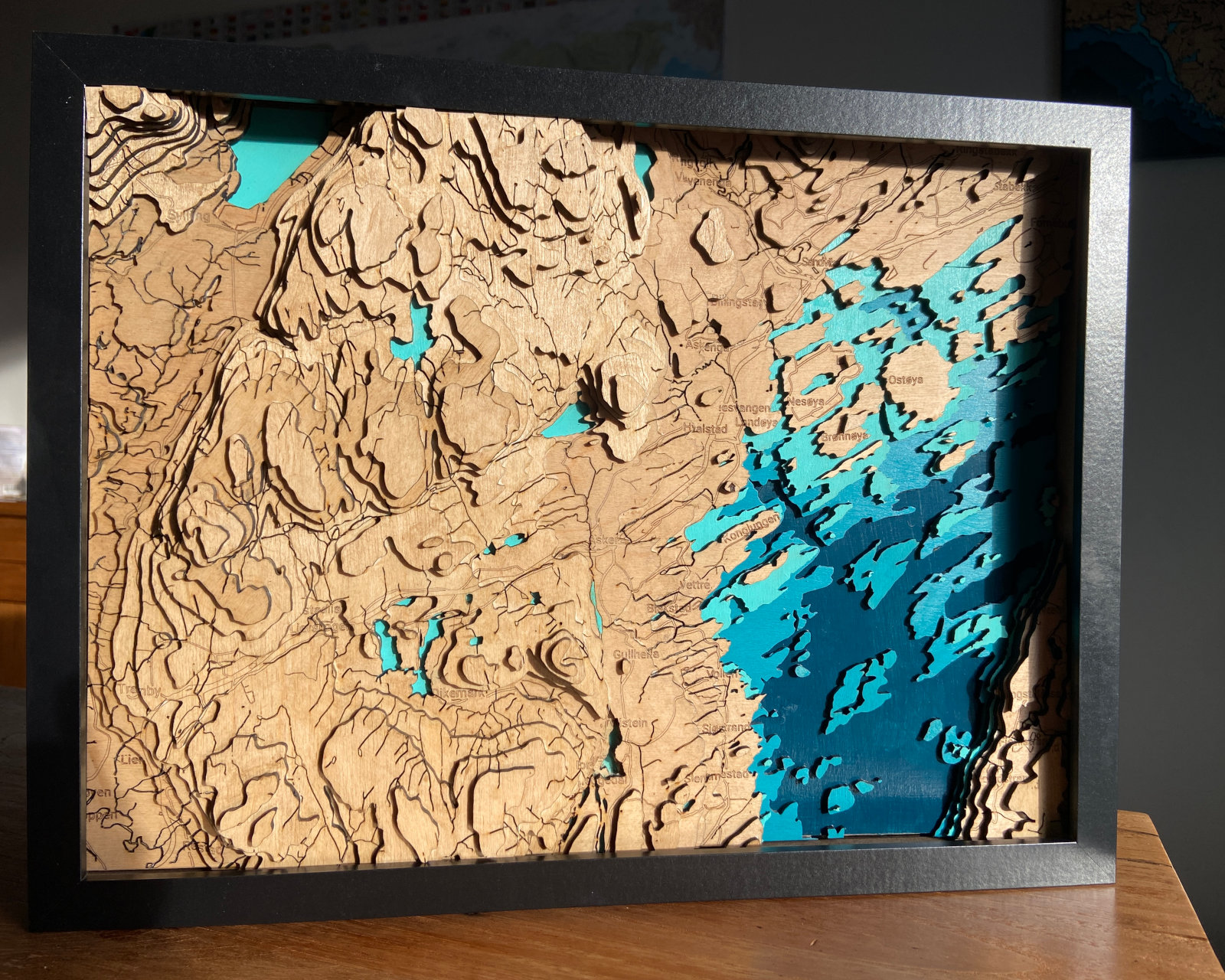 Carte en bois en relief : Nesbru