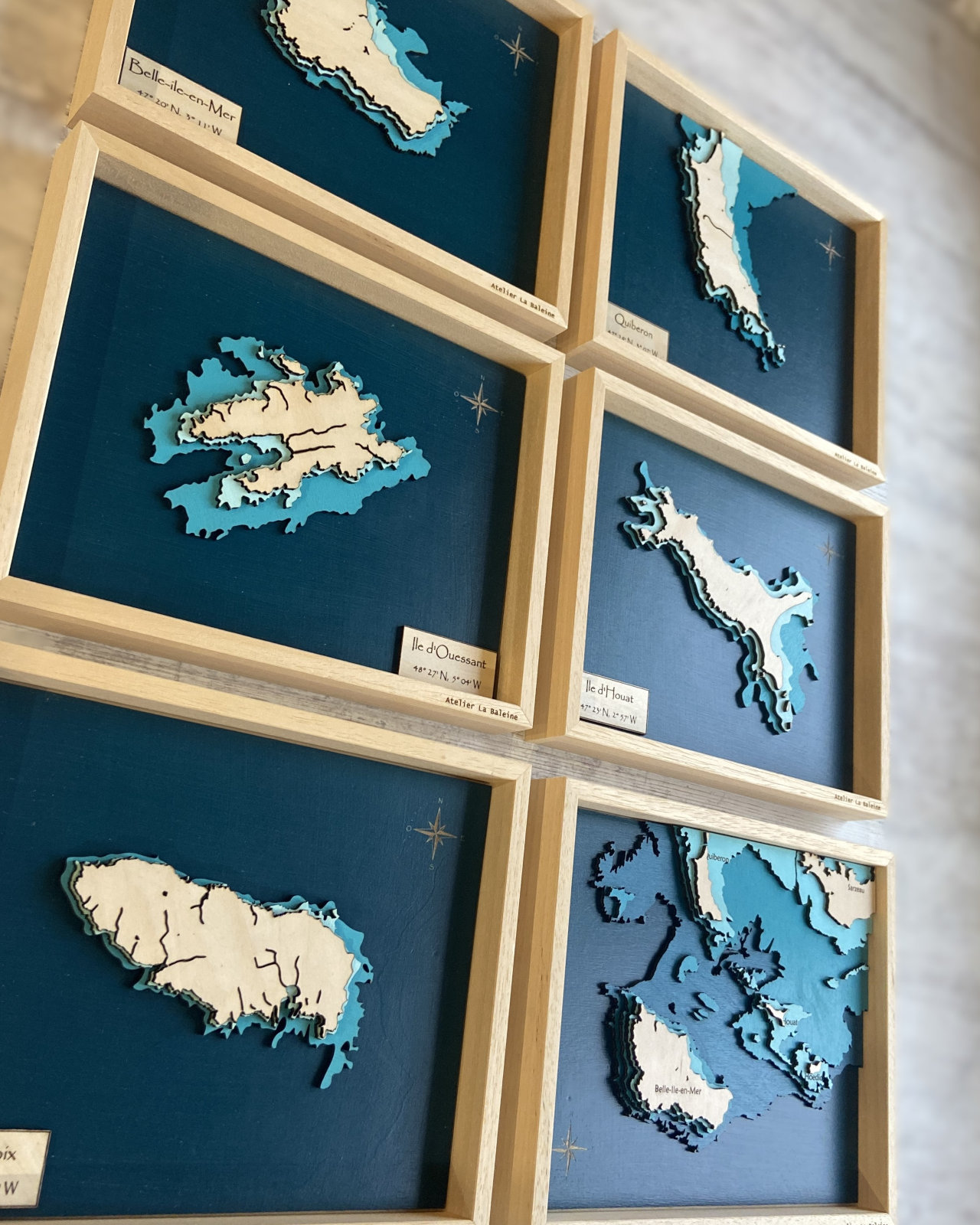 Carte en bois en relief : Sixtique, îles de Bretagne